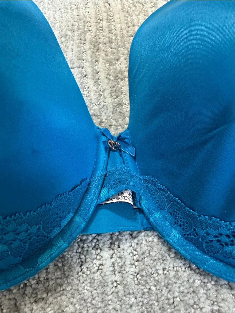 Victoria's Secret Teal Lace-Trim Underwire Bra - Picture 4 of 11